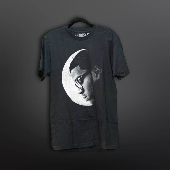 Kid Cudi Man on the Moon Tour Black T-Shirt - Size L - Picture 1 of 2